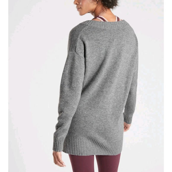 Athleta Cashmere Wool Sweater Womens M V-Neck Tunic Gray 500937 Quiet Luxury NEW - Picture 2 of 15